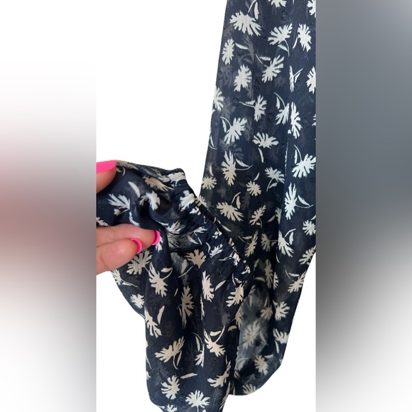 🌸 LUSH Floral Off-Shoulder Skort Dress | Navy & White | Women’s Small EUC - Picture 5 of 10